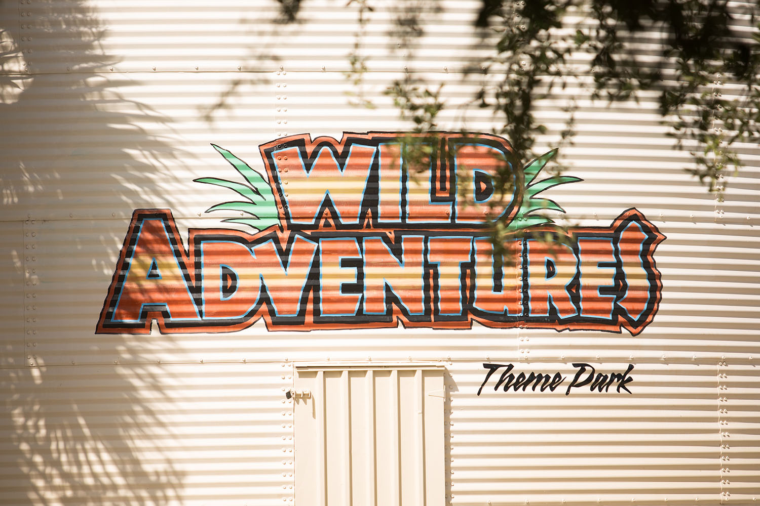Wild Adventures Travel Guide Wild Adventures Travel Guide - Bianca Dottin