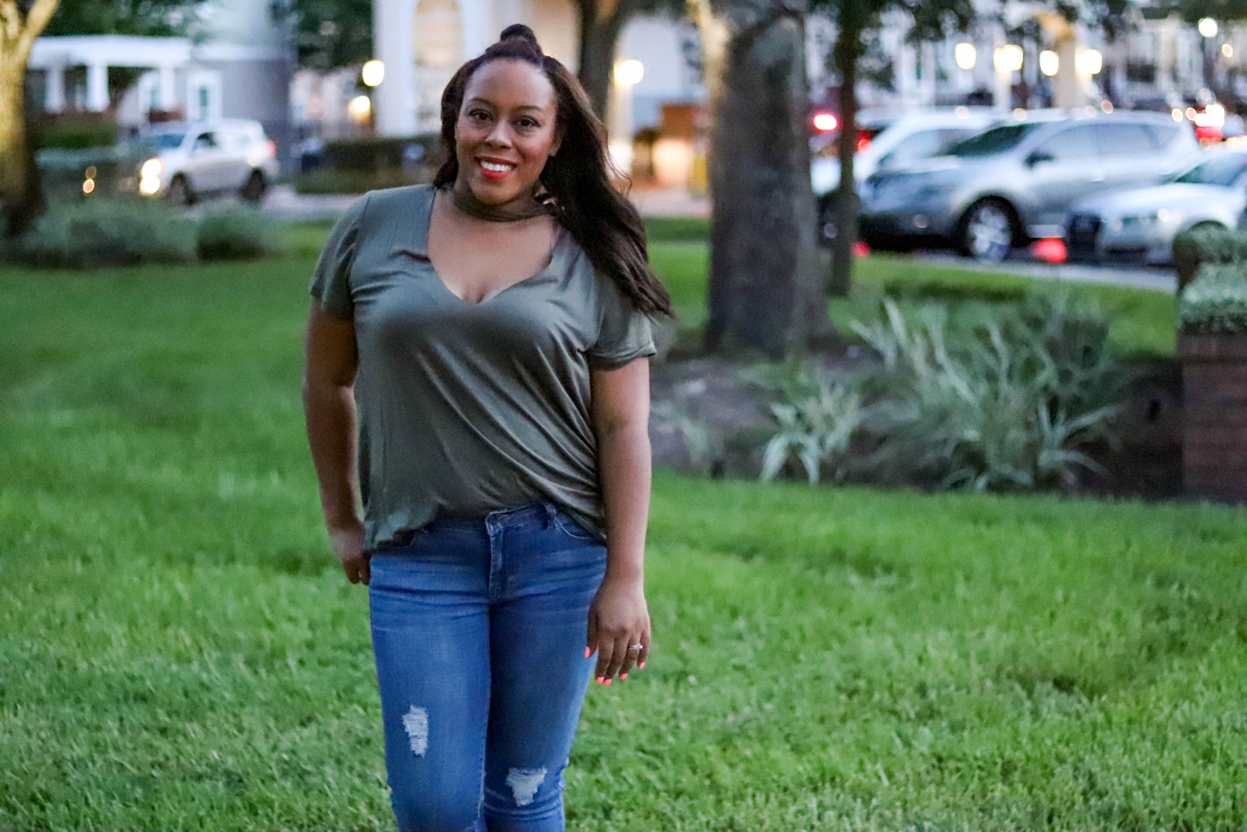 How to Deal With Being an Extroverted Introvert