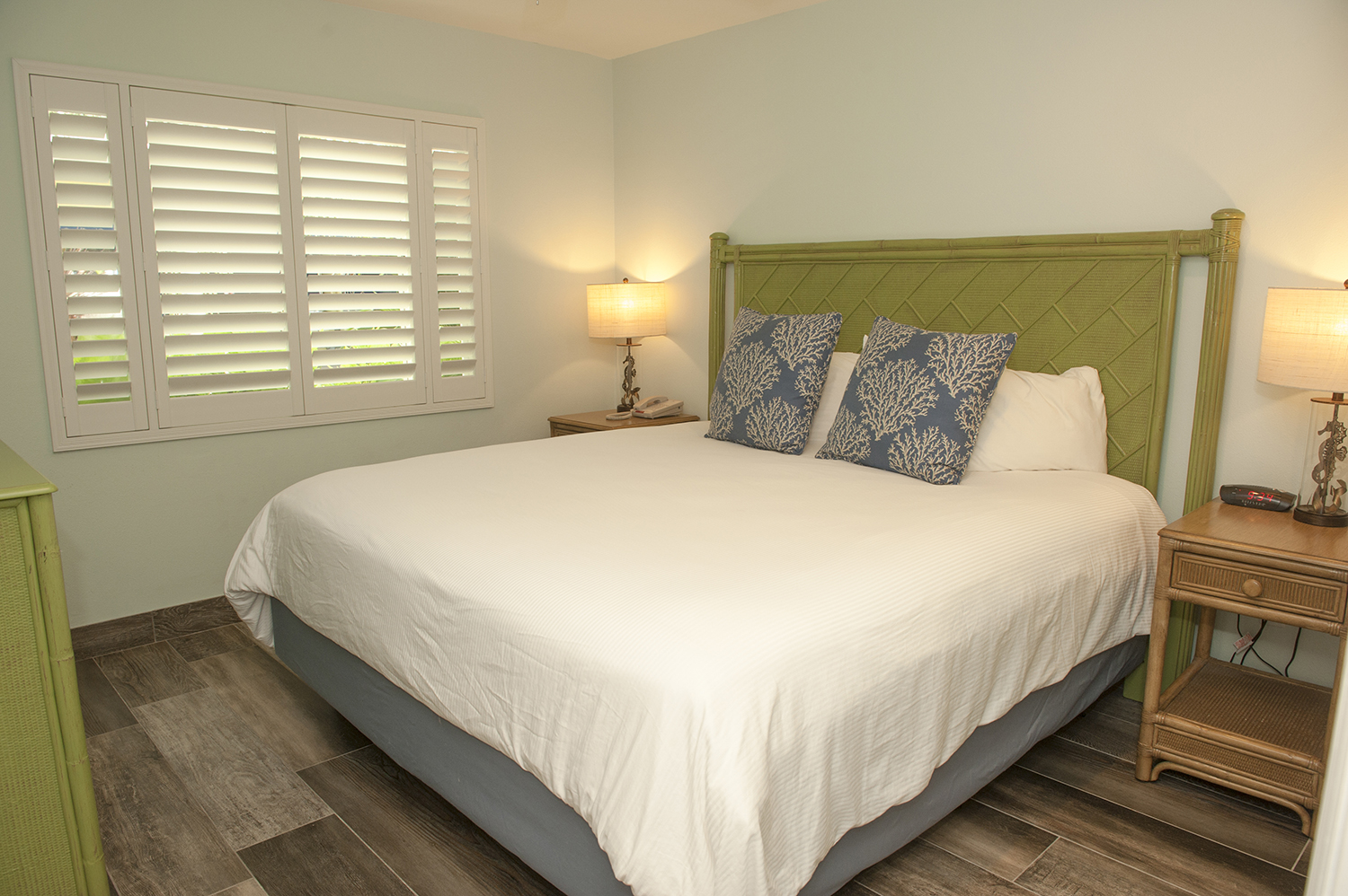 alden suites bungalow bedroom