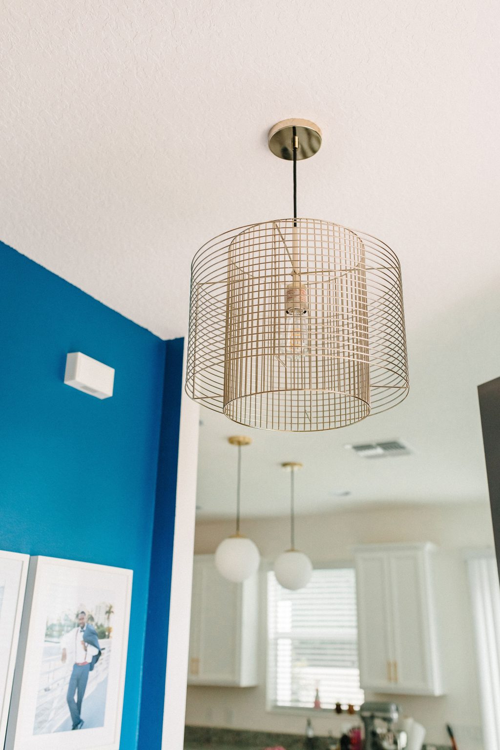 Tips to Decorate Your Front Entryway - Entryway Wall Decor Ideas